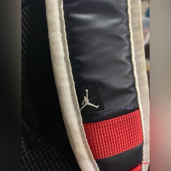 Nike Jordan All World Mini Backpack 7a1828 695 Obsidian Olympic kid' size DS - Picture 3 of 7